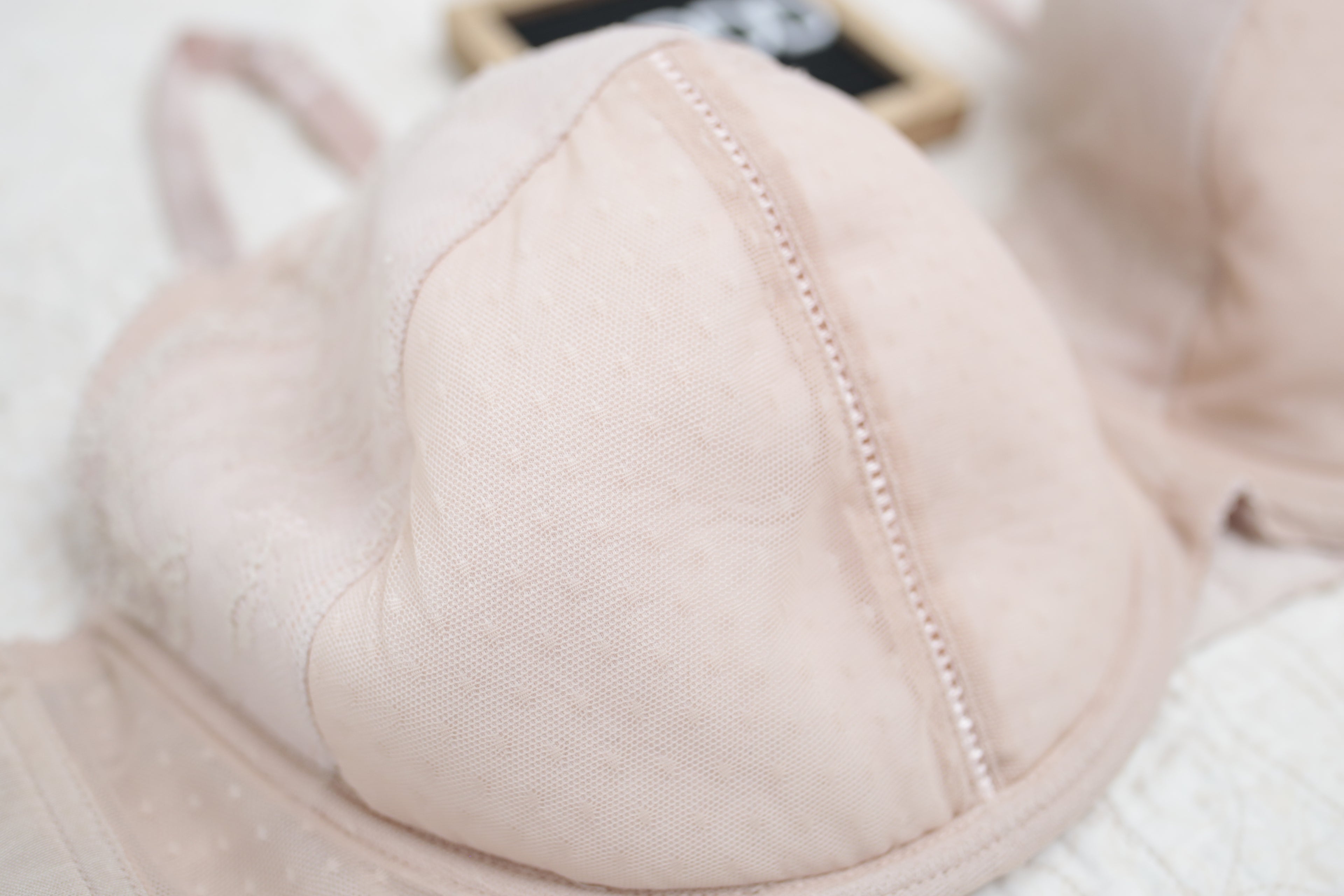 Adore Me 46DDD Unpadded Lined Seamed Underwire Bra Beige Nude