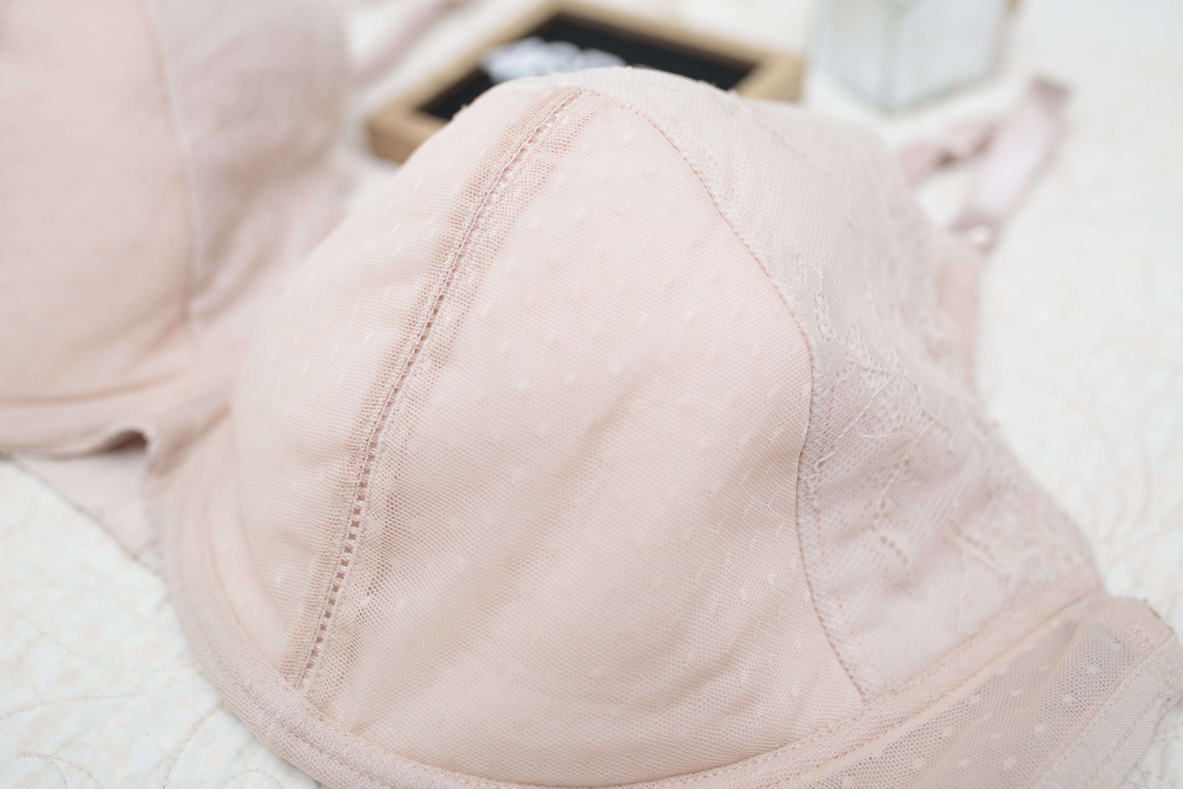 Adore Me 46DDD Unpadded Lined Seamed Underwire Bra Beige Nude