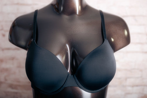 Victoria's Secret T-shirt Lightly Lined Full Coverage Underwire Bra 38C Black