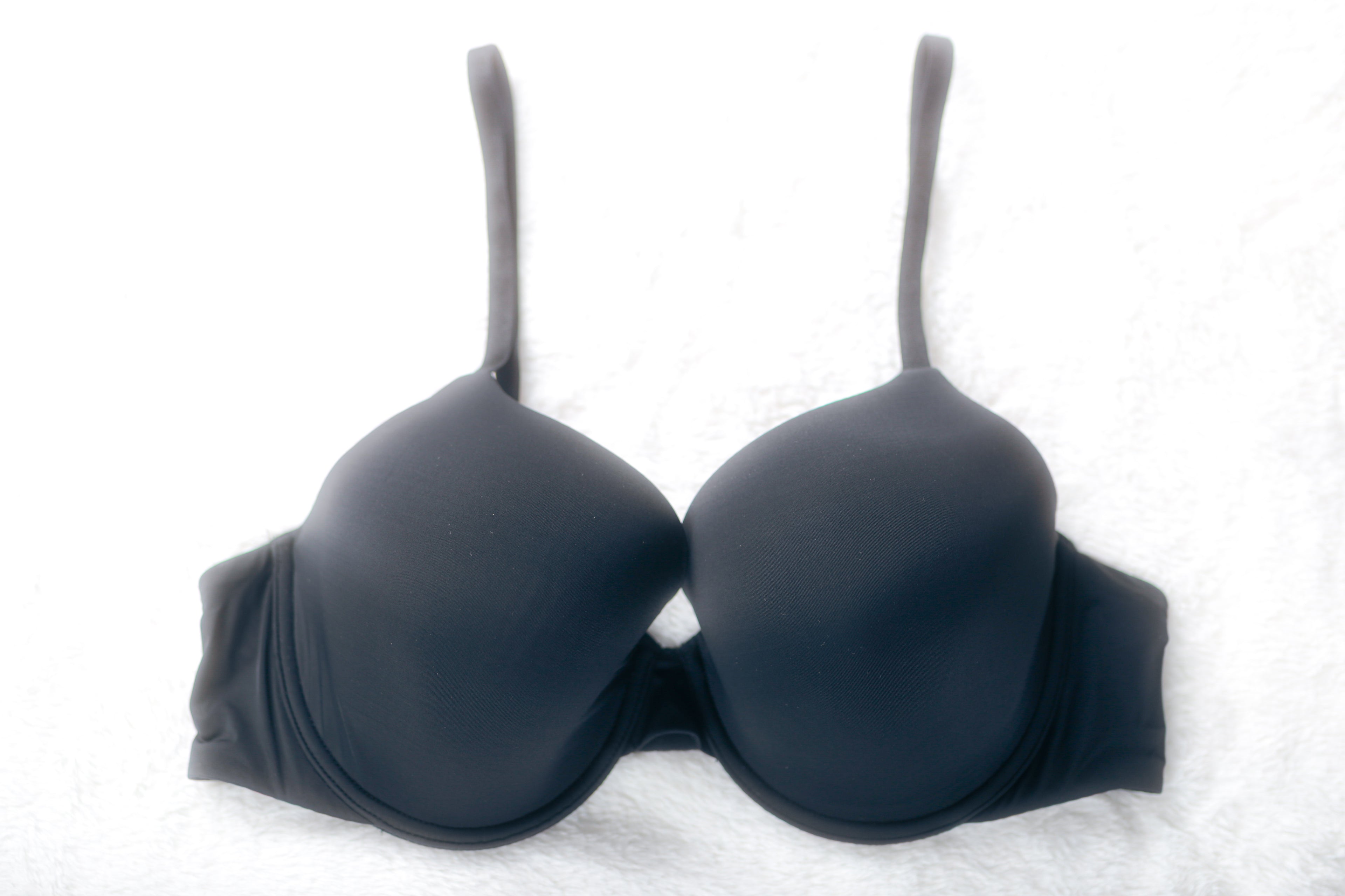 Victoria's Secret T-shirt Lightly Lined Full Coverage Underwire Bra 38C Black