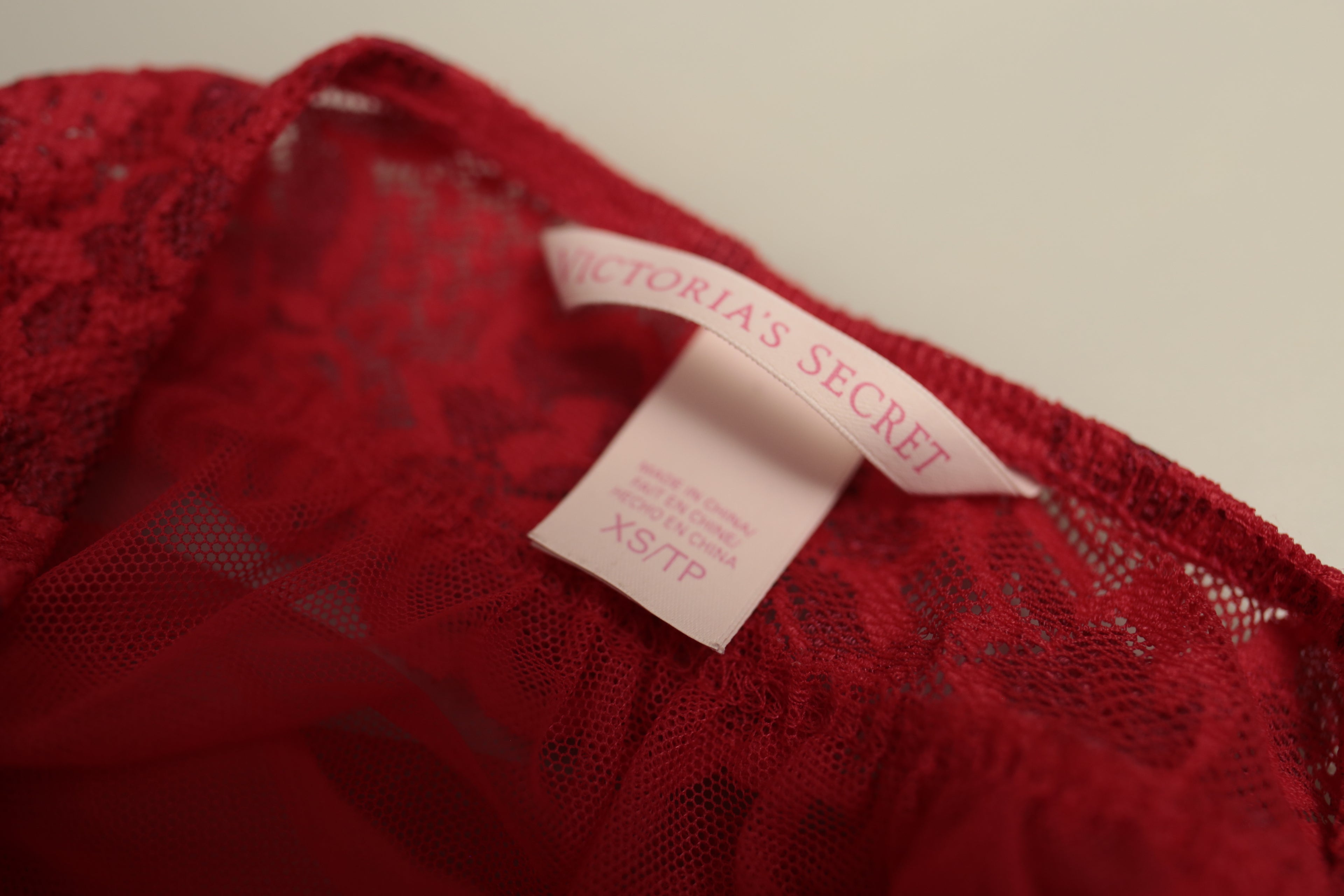 Victoria's Secret Babydoll Chemise Lingerie XS Sheer Red Lace