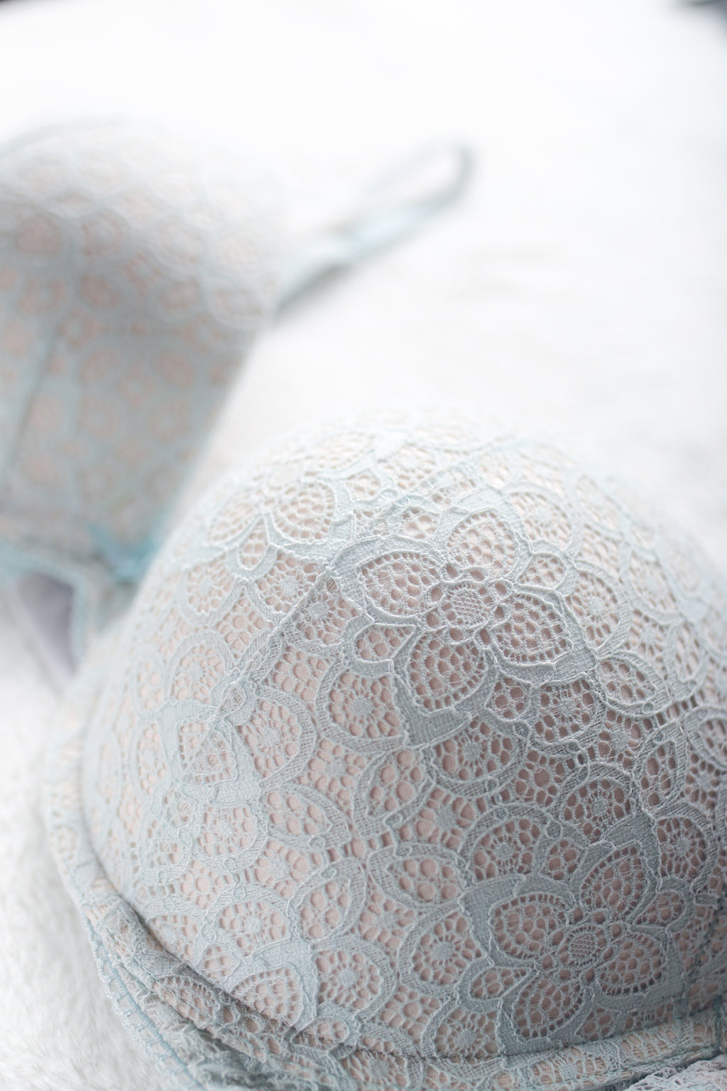 Victoria's Secret Dream Angels Push-up Padded Strappy Bra 38D Blue Lace