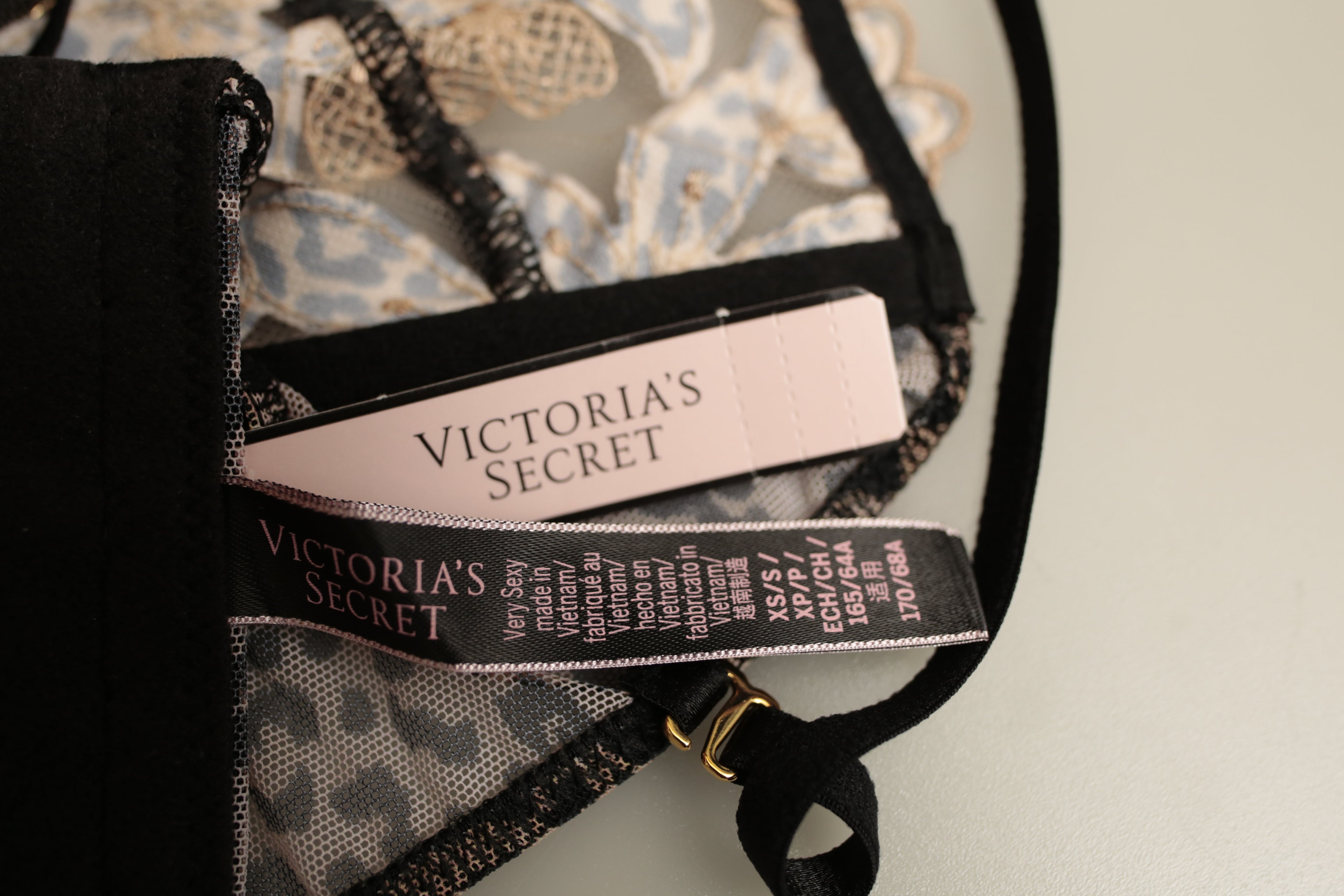 Victoria's Secret Very Sexy Garter Suspenders XS Animal Leopard Cheetah NEW