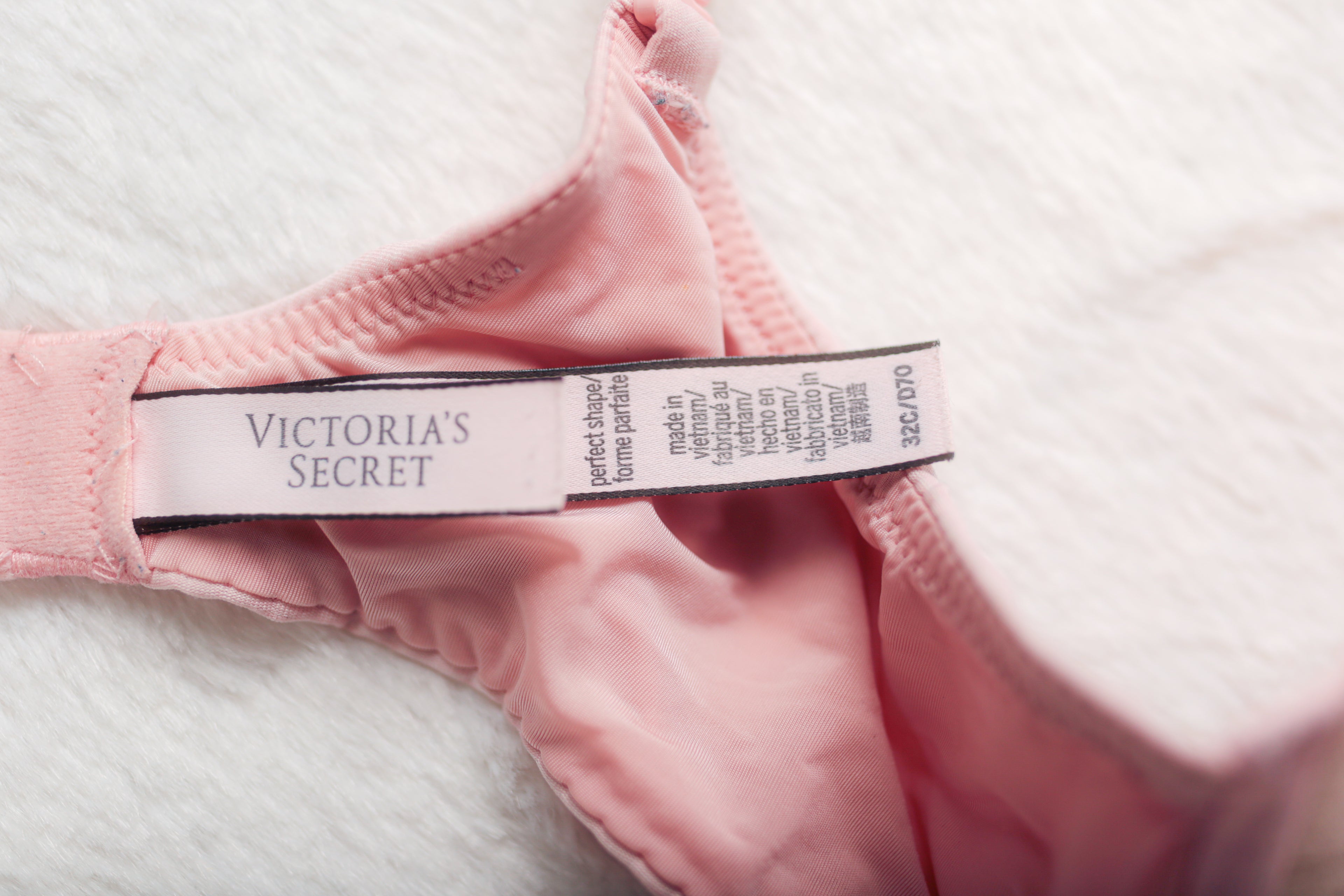 Victoria's Secret Perfect Shape Padded Multiway T-shirt Bra 32C Pink
