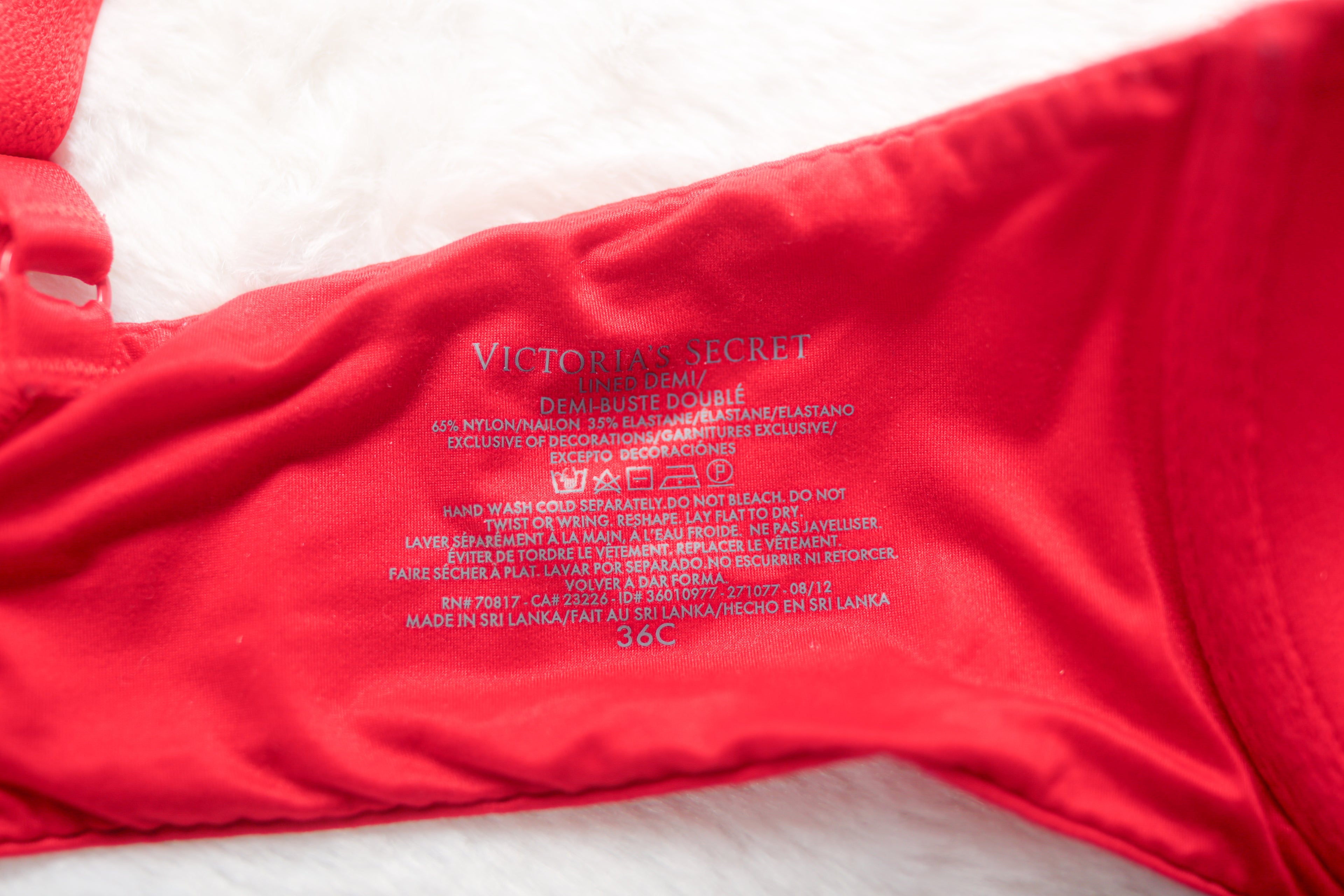 Victoria's Secret Lined Demi Rhinestone Underwire T-shirt Bra Red 36C