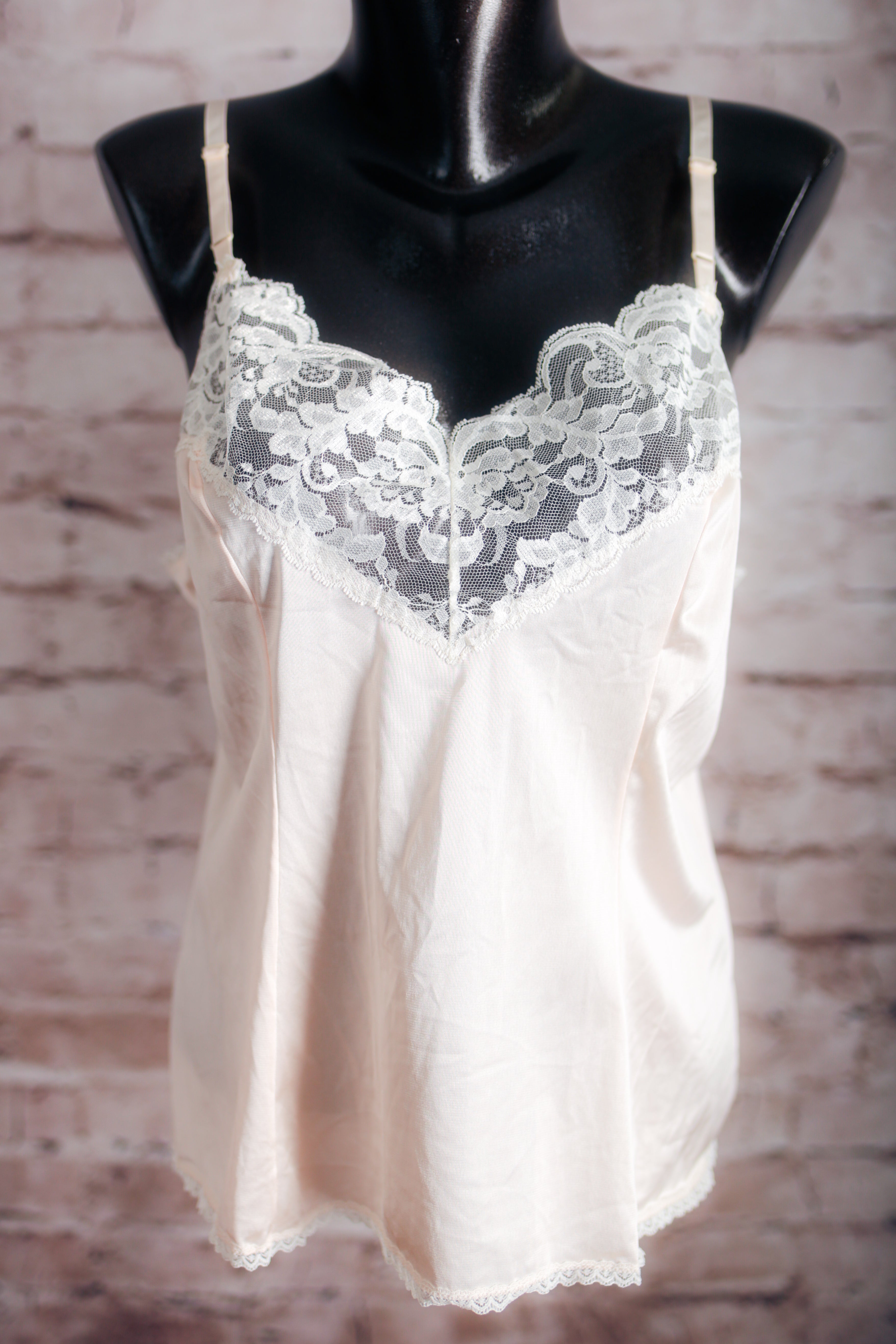 Vassarette Vintage Satin and Sheer Lace Camisole Lingerie XL Pink