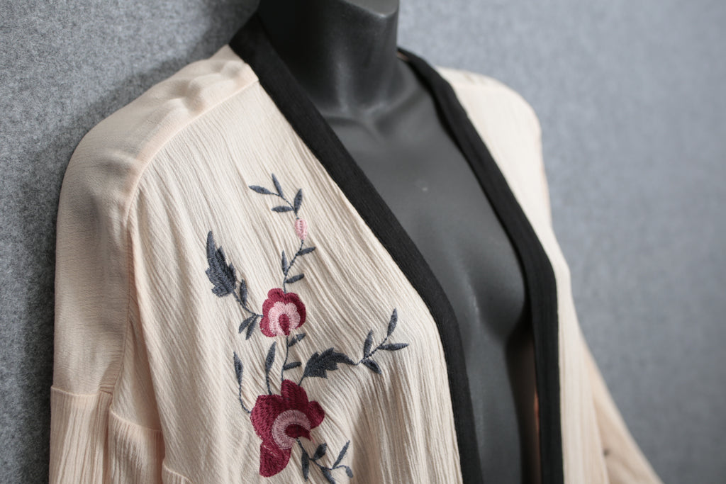 Wild Pearl Indian Semi-sheer Embroidered Robe Medium Pink Floral