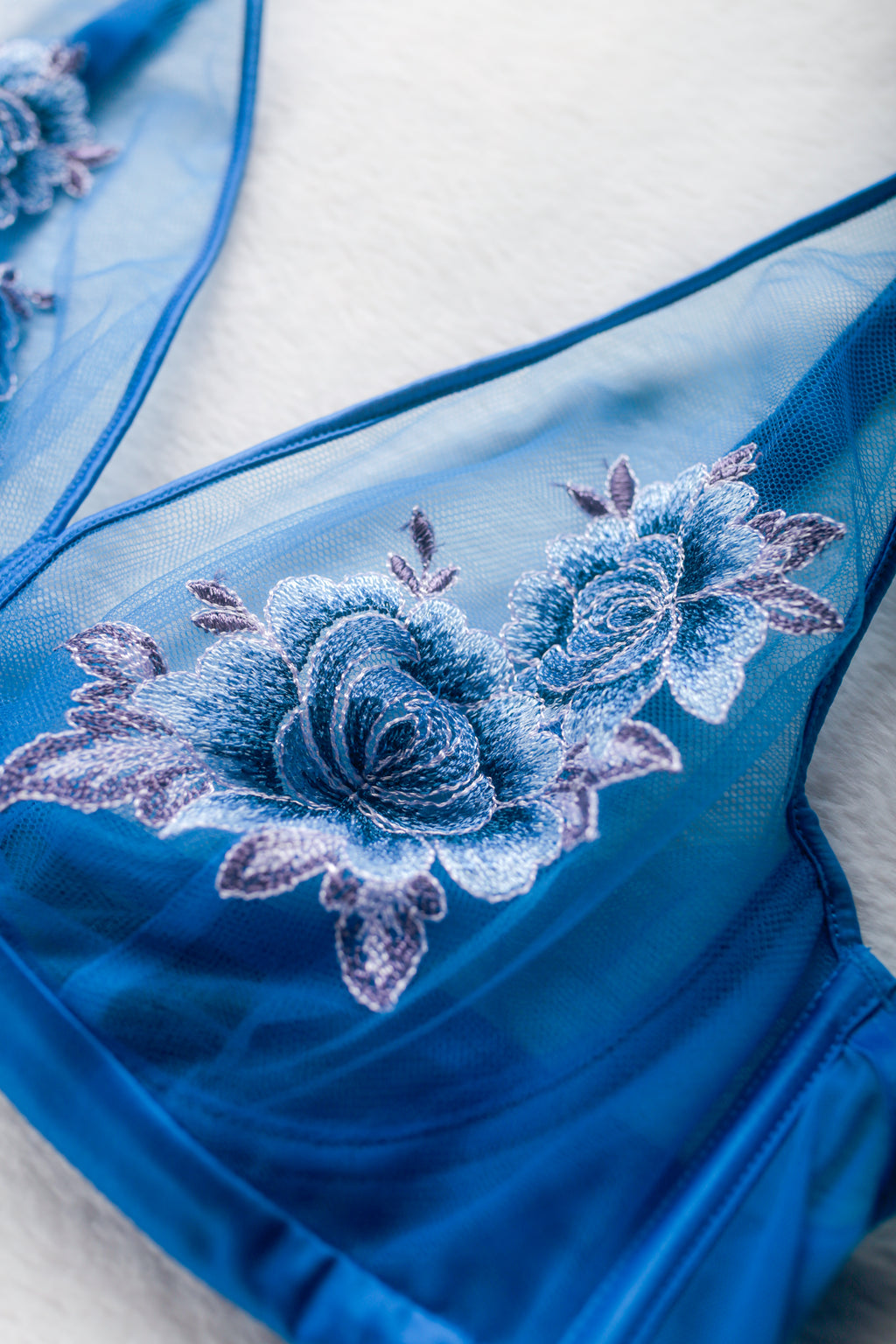 Understance Unlined Sheer Mesh Embroidered Floral Underwire Bra 34C Blue