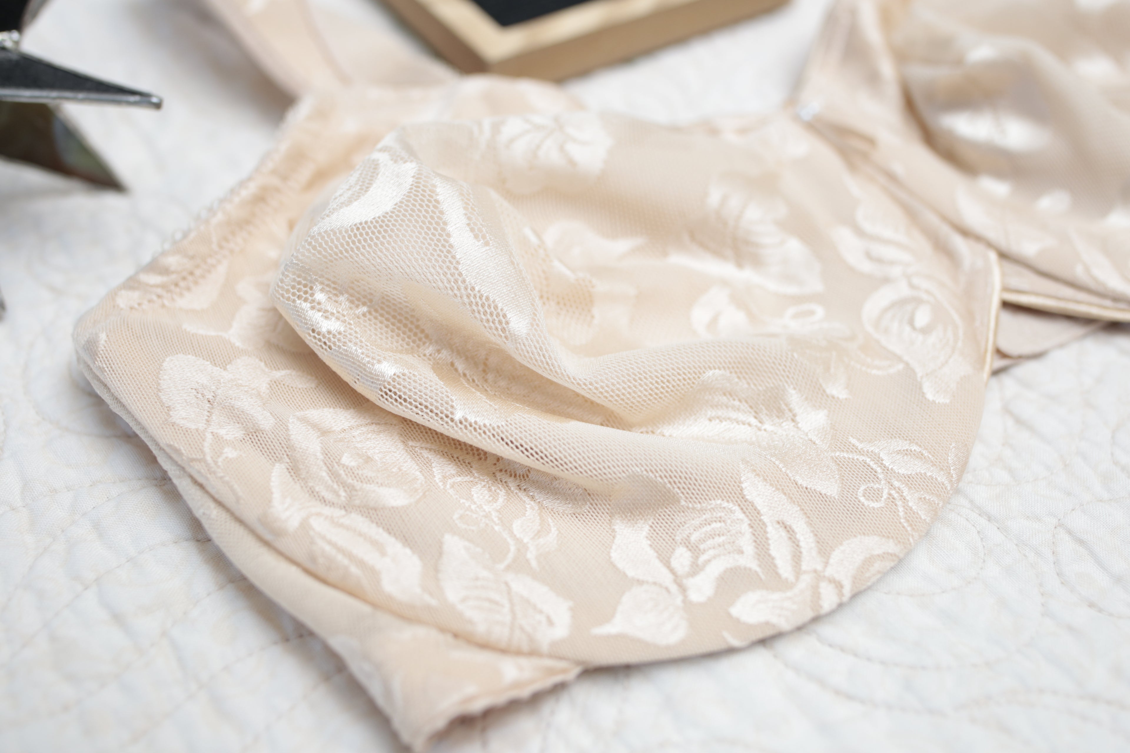 Wacoal 40DD Awareness 85567 Underwire Full Coverage Lined Bra Nude Beige Floral