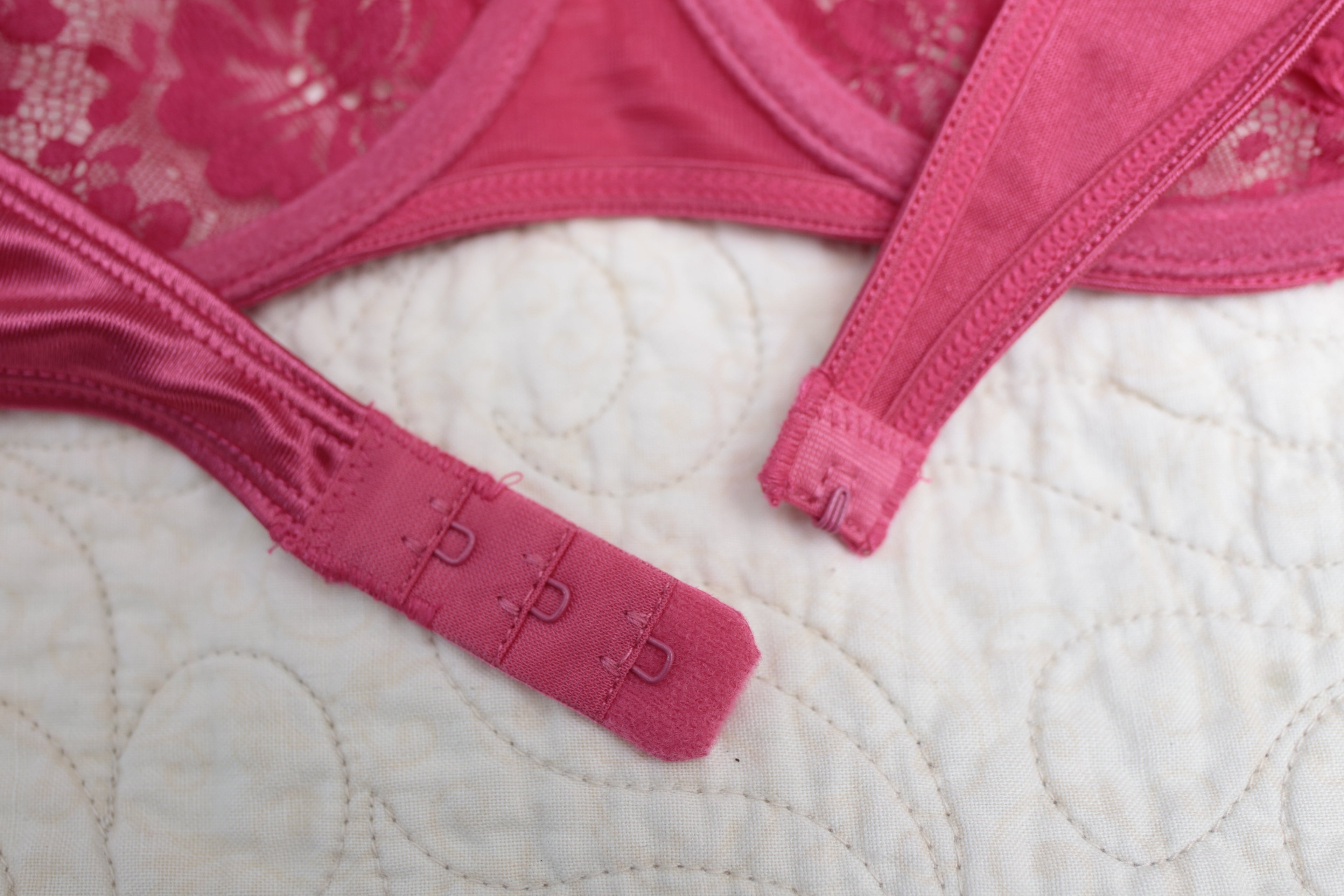 Dreamgirl Unlined Demi Underwire Halter Bra Large Hot Dark Pink Sheer Lace