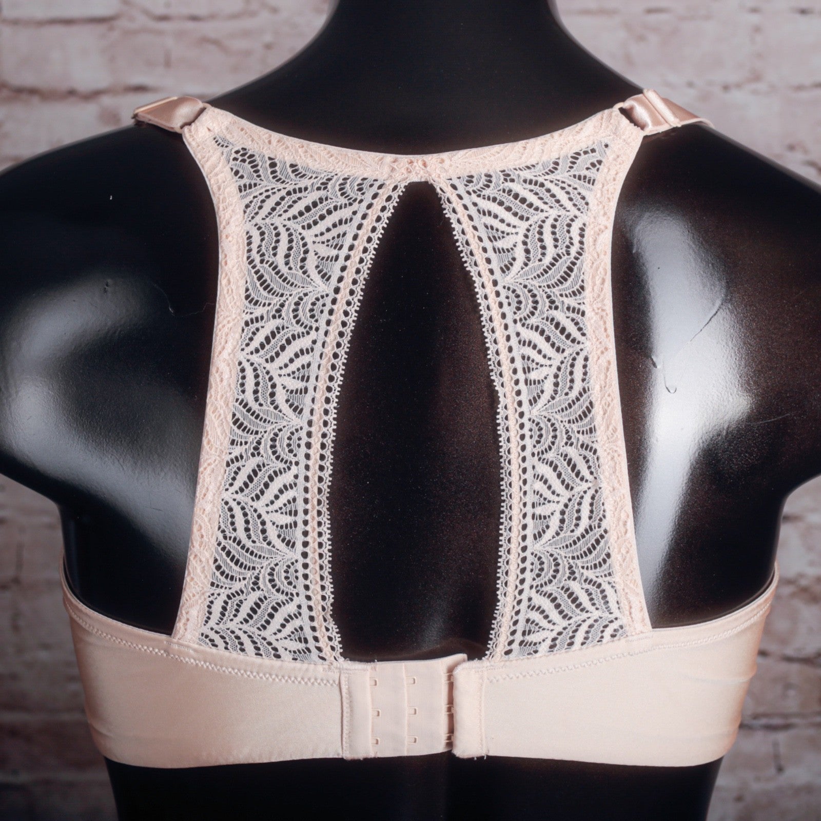 Paramour 42H Molded Seamless Racerback Classic T-shirt Bra Beige
